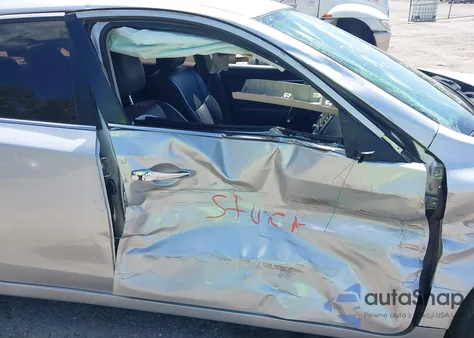 2017 Nissan Altima 2.5 Sl z USA, uszkodzony, nr VIN 1N4AL3AP2HC211788